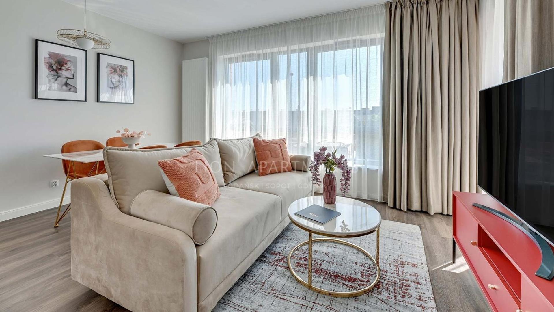 Scala City Center Apartments With Parking By Lion Apartments Γκντανσκ Εξωτερικό φωτογραφία