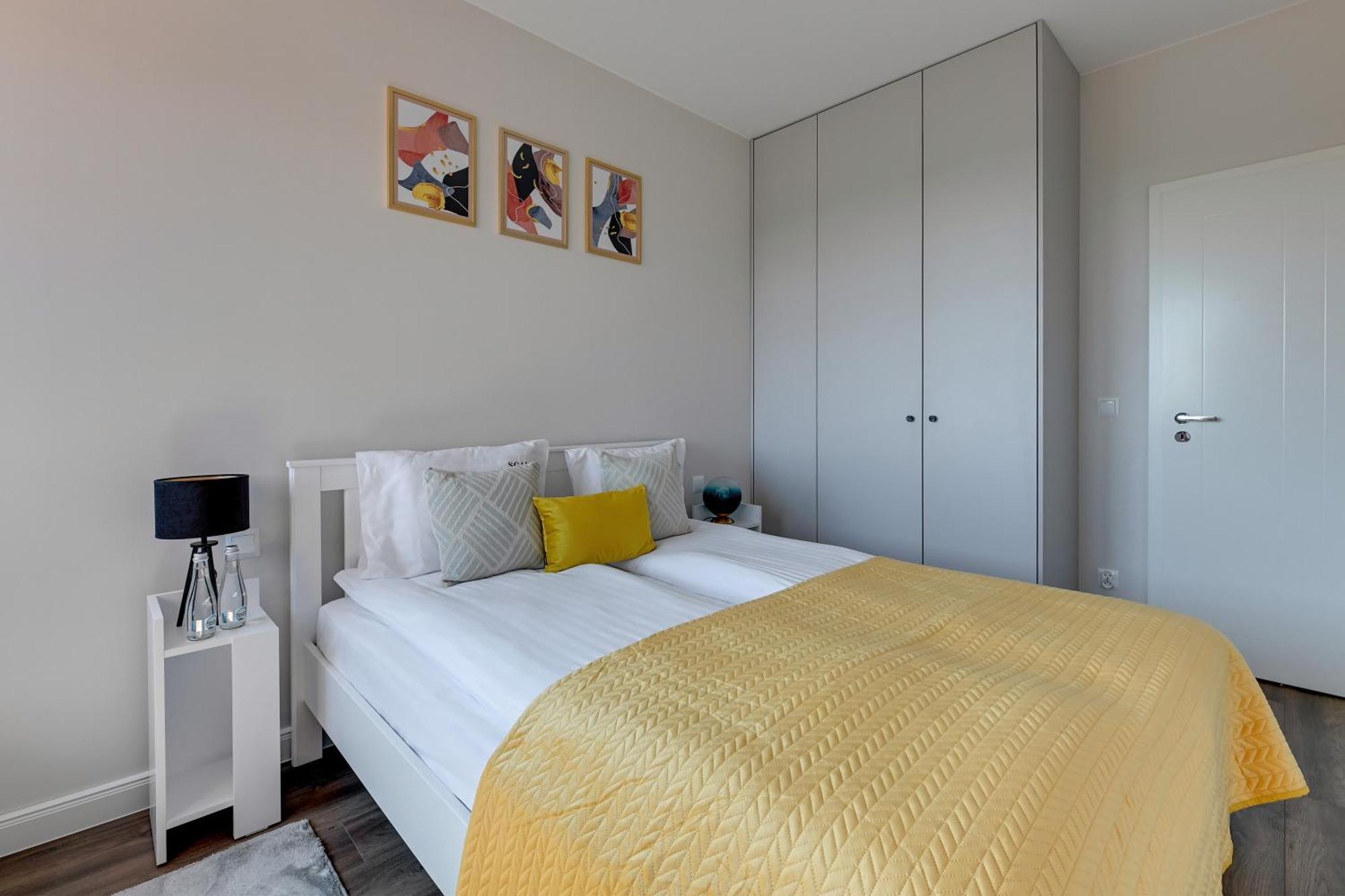 Scala City Center Apartments With Parking By Lion Apartments Γκντανσκ Εξωτερικό φωτογραφία