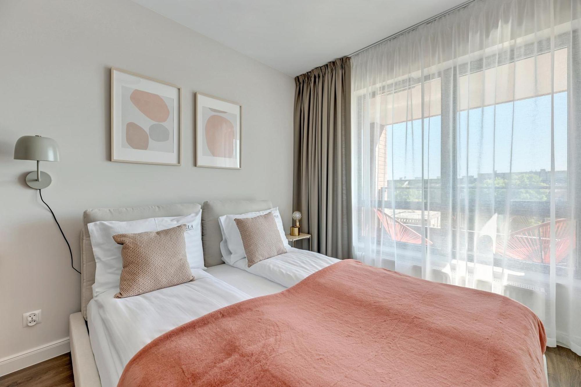 Scala City Center Apartments With Parking By Lion Apartments Γκντανσκ Εξωτερικό φωτογραφία
