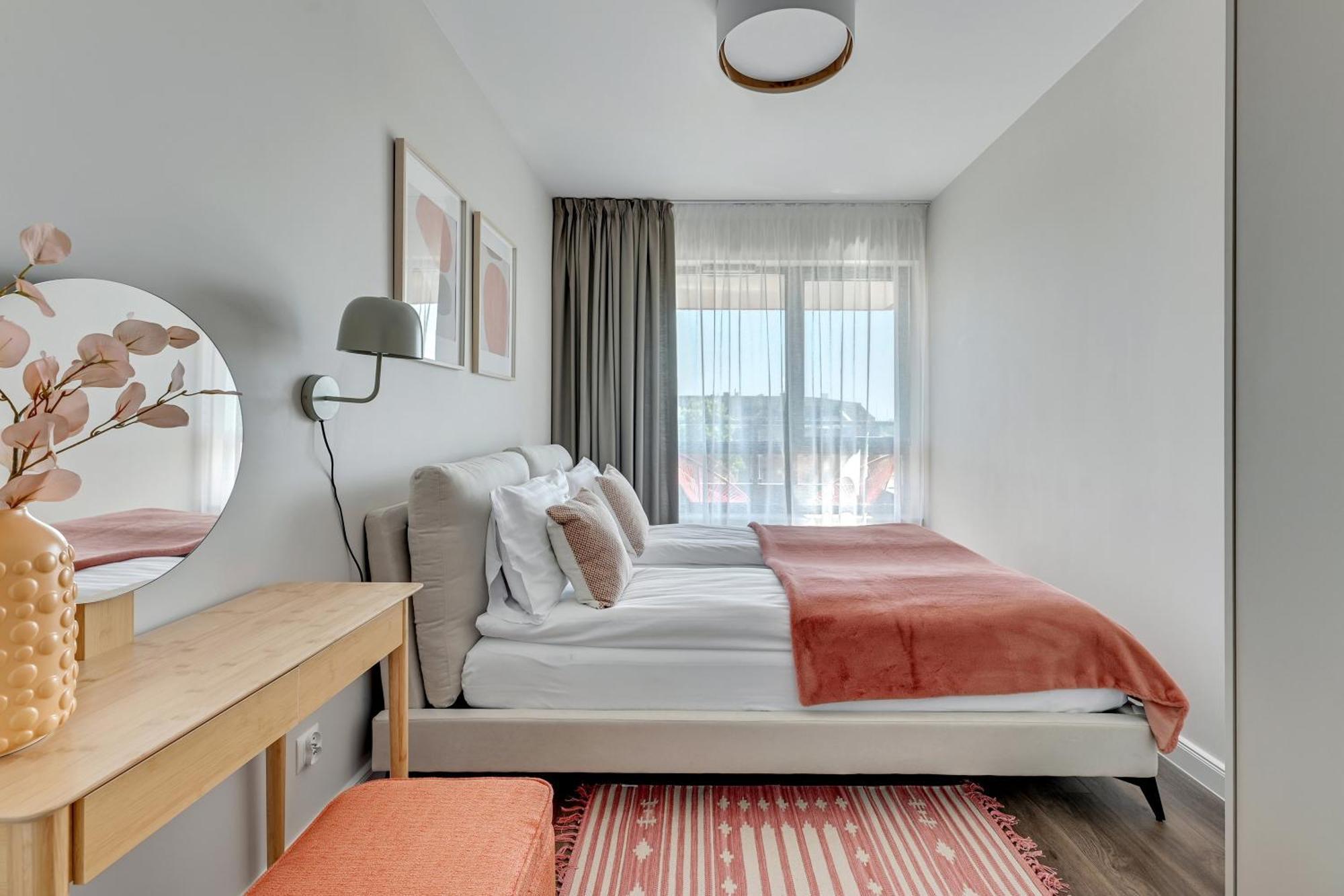 Scala City Center Apartments With Parking By Lion Apartments Γκντανσκ Εξωτερικό φωτογραφία