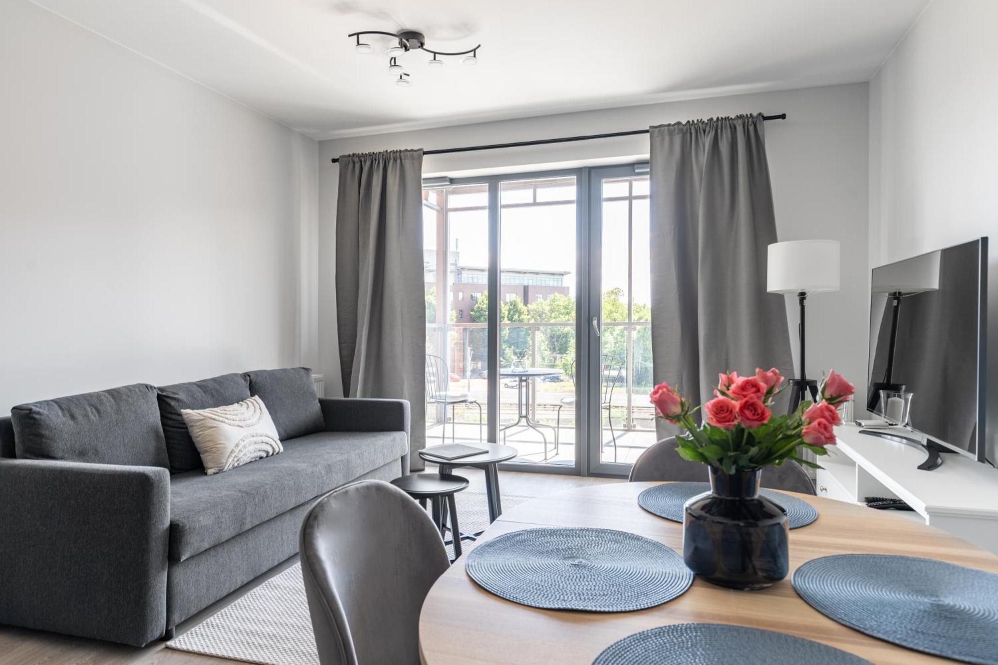 Scala City Center Apartments With Parking By Lion Apartments Γκντανσκ Εξωτερικό φωτογραφία